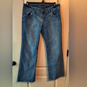 Vintage American Eagle Outfitters Flare Jeans in Medium Blue women